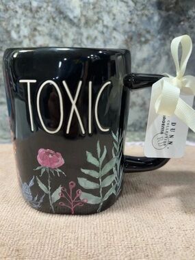 NWT Rae Dunn TOXIC Floral Black 16 oz Coffee Mug Magenta